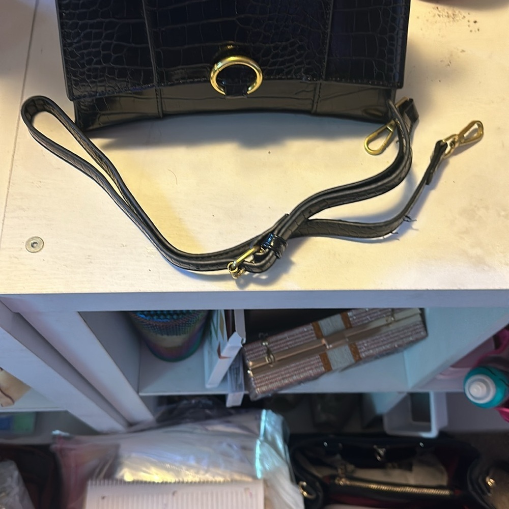 Black mini hand bag with strap - Picture 11 of 13